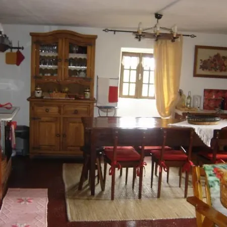 Casa Da Loja Hébergement de vacances *